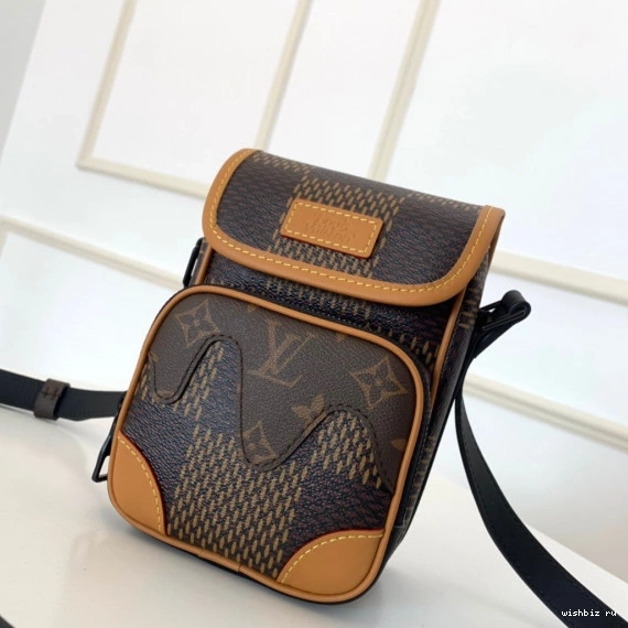 WIS LOUIS MESSENGER VUITTON NANO AMAZONE 0118